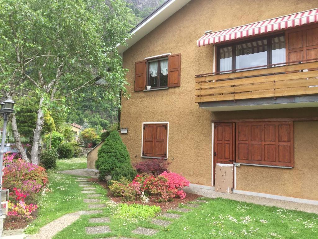 Ferienwohnung Da Boni & Luci Novate Mezzola Exterior foto